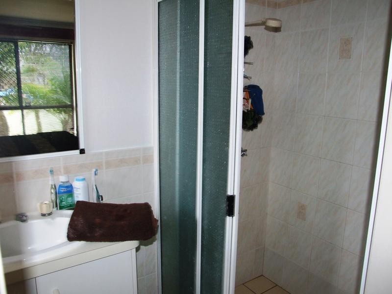40 Cedar Cres, Kawungan QLD 4655