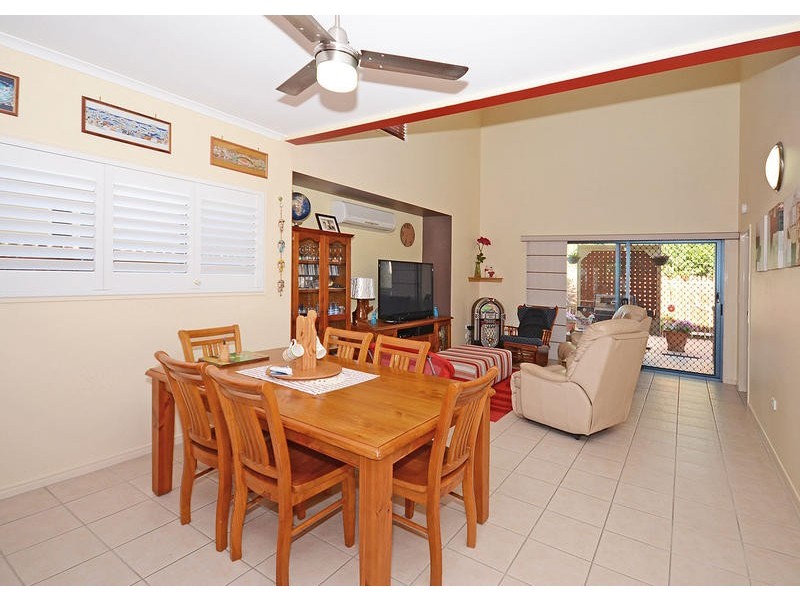 99/ 34 Elizabeth St, Urangan QLD 4655