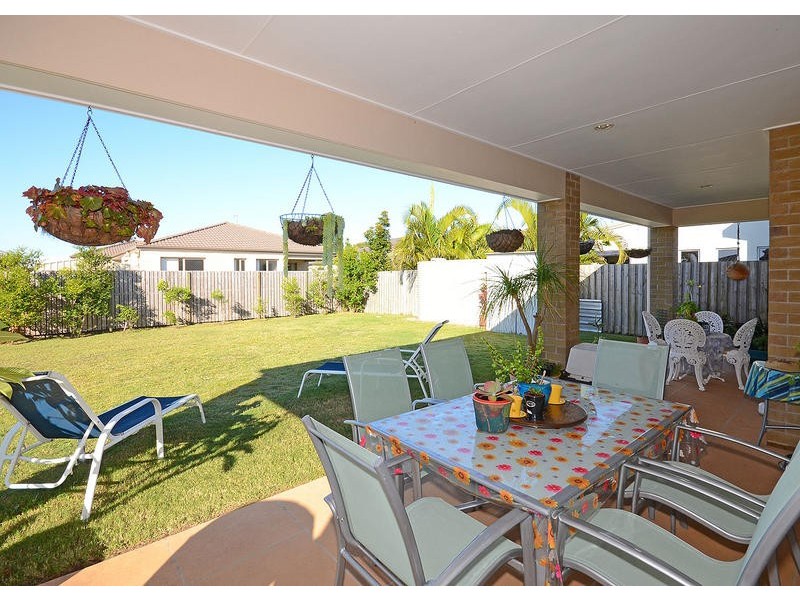 3 Bligh Close, Urraween QLD 4655