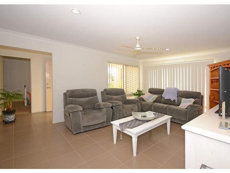 3 Bligh Close, Urraween QLD 4655