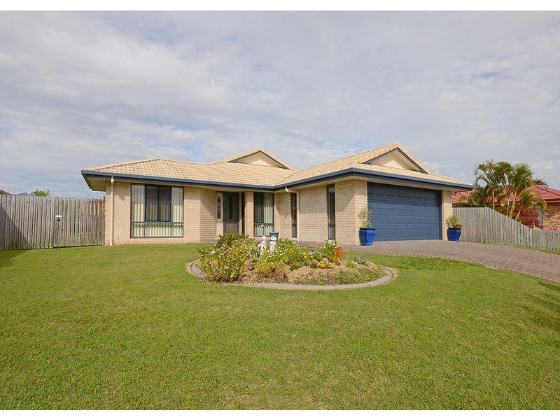 4 Lockerbie Ct, Kawungan QLD 4655