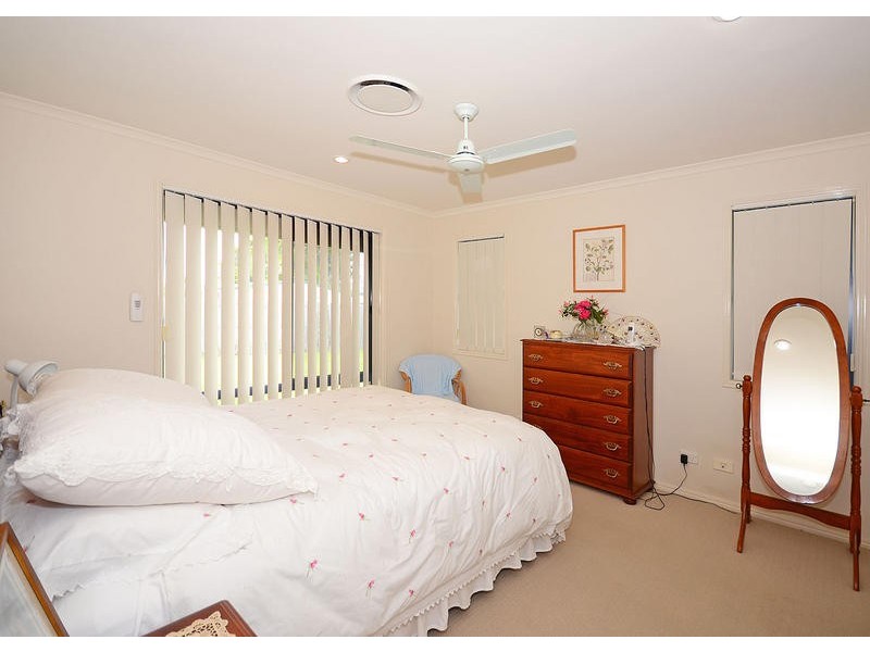 4 Lockerbie Ct, Kawungan QLD 4655