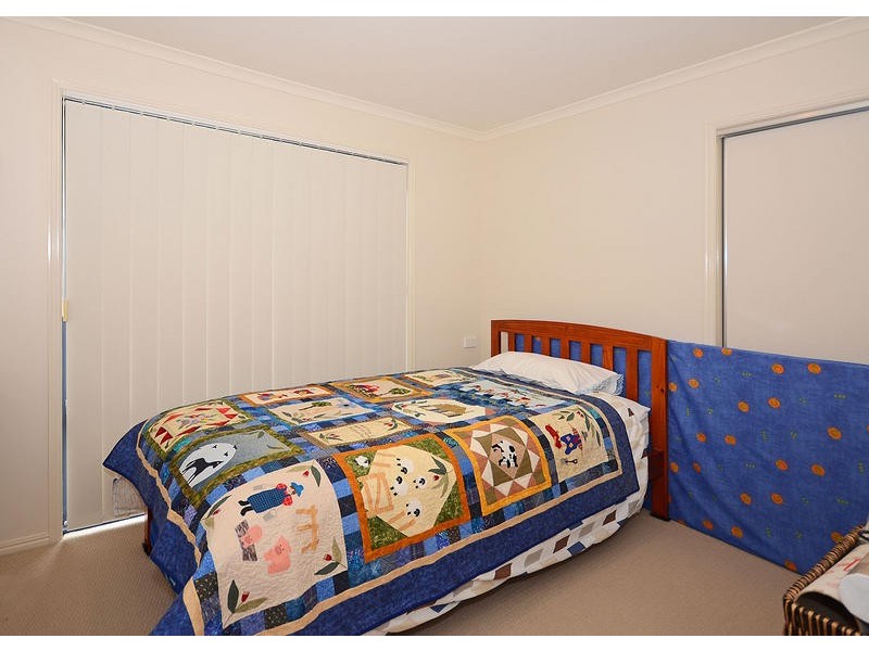 4 Lockerbie Ct, Kawungan QLD 4655