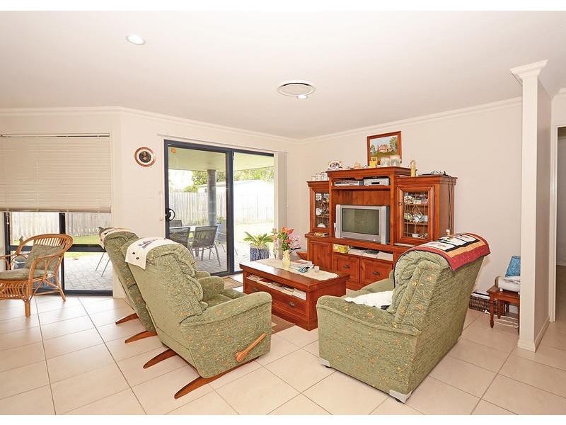 4 Lockerbie Ct, Kawungan QLD 4655