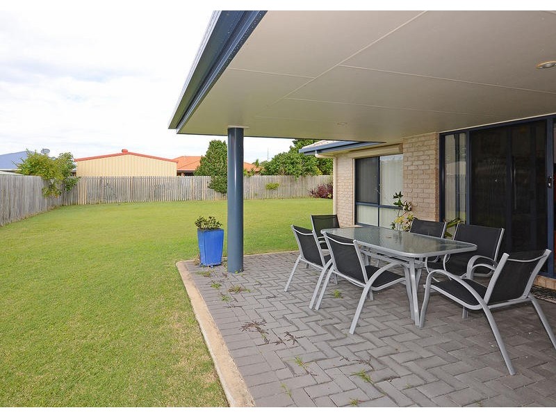 4 Lockerbie Ct, Kawungan QLD 4655