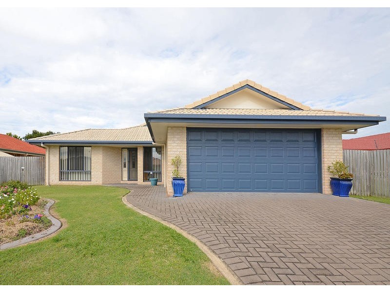 4 Lockerbie Ct, Kawungan QLD 4655