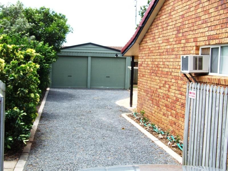 11 Royal Dr, Kawungan QLD 4655