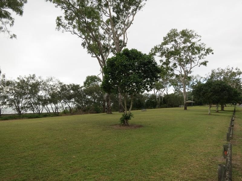 6 Cumberland Crt, Point Vernon QLD 4655