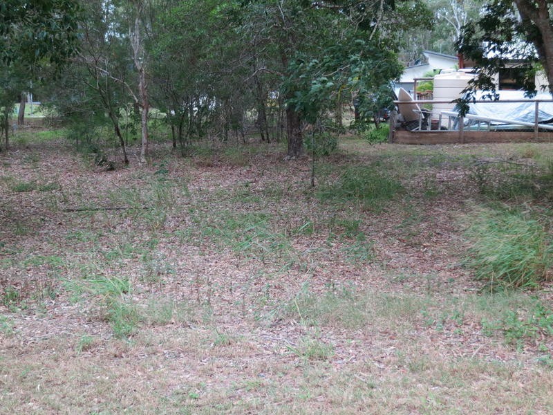 2 Cumberland Crt, Point Vernon QLD 4655