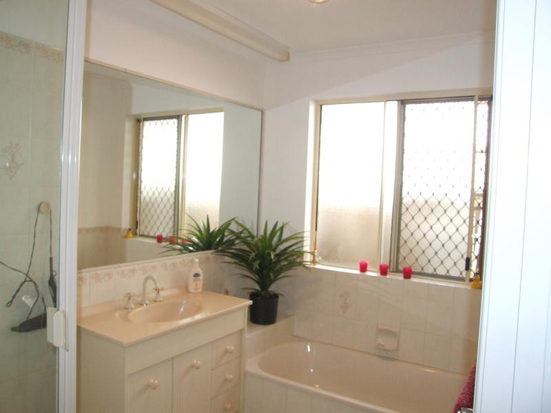 20 Mahogany St, Kawungan QLD 4655