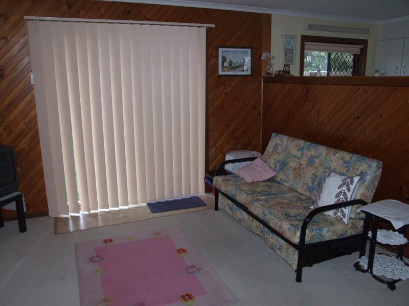 72 North St, Point Vernon QLD 4655