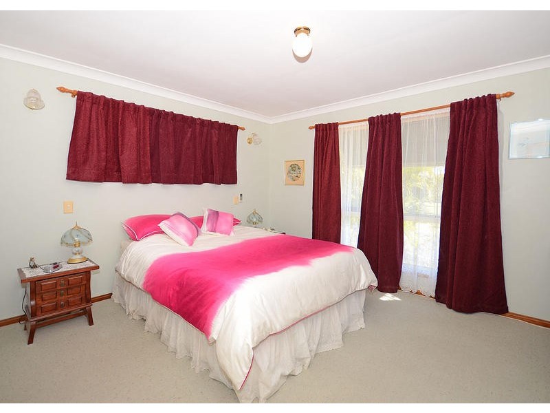 8 Areca Dr, Kawungan QLD 4655