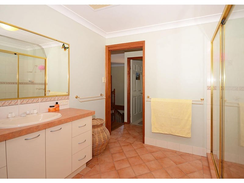 8 Areca Dr, Kawungan QLD 4655