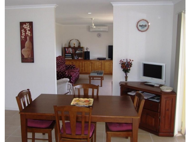 57 Martin St, Point Vernon QLD 4655