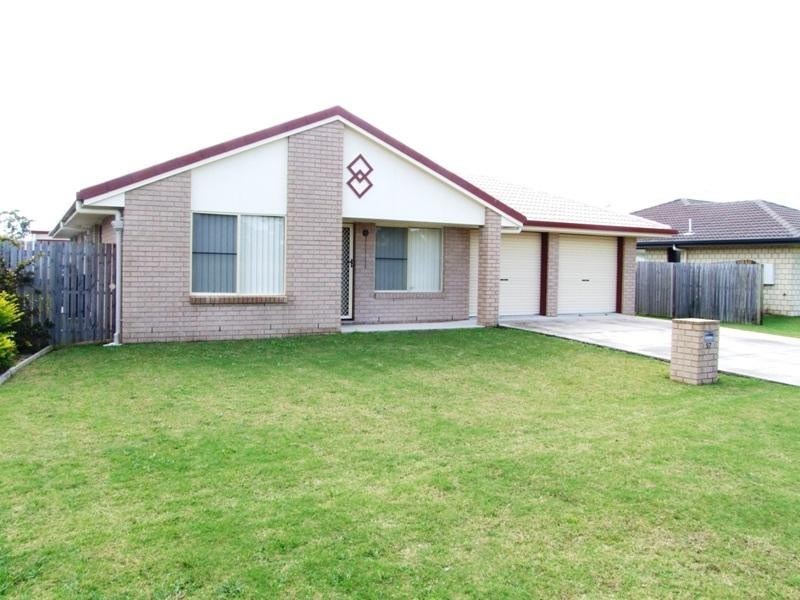 57 Martin St, Point Vernon QLD 4655