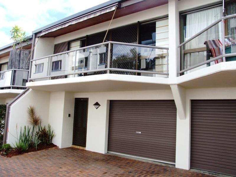 3/ 406 Esplanade, Torquay QLD 4655