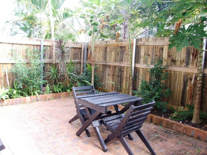 3/ 406 Esplanade, Torquay QLD 4655