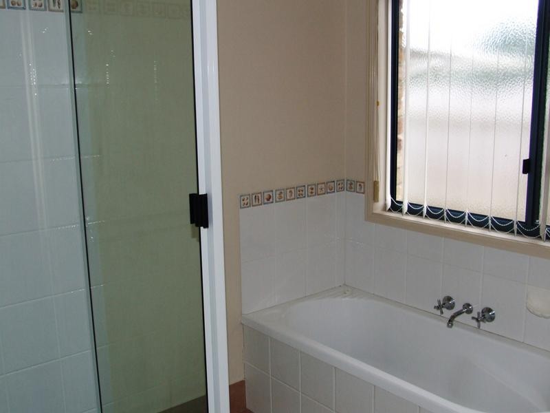 25 Abbey Court, Kawungan QLD 4655