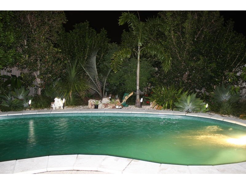 86 Wattle Street, Point Vernon QLD 4655