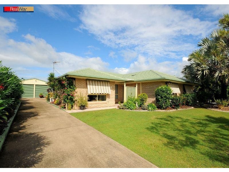1 Merrilyn Crt, Urangan QLD 4655