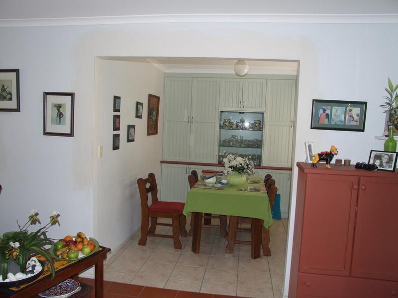 1 Merrilyn Crt, Urangan QLD 4655