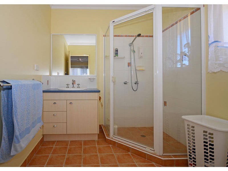 13 Kestrel Court, Eli Waters QLD 4655