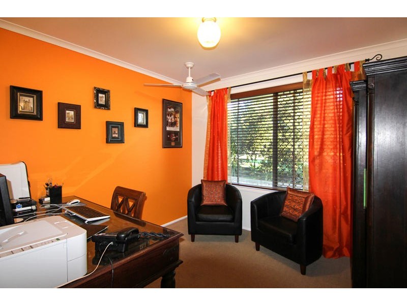 39 Wattle St, Point Vernon QLD 4655