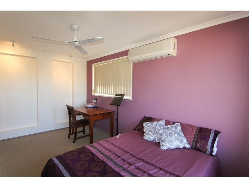 39 Wattle St, Point Vernon QLD 4655