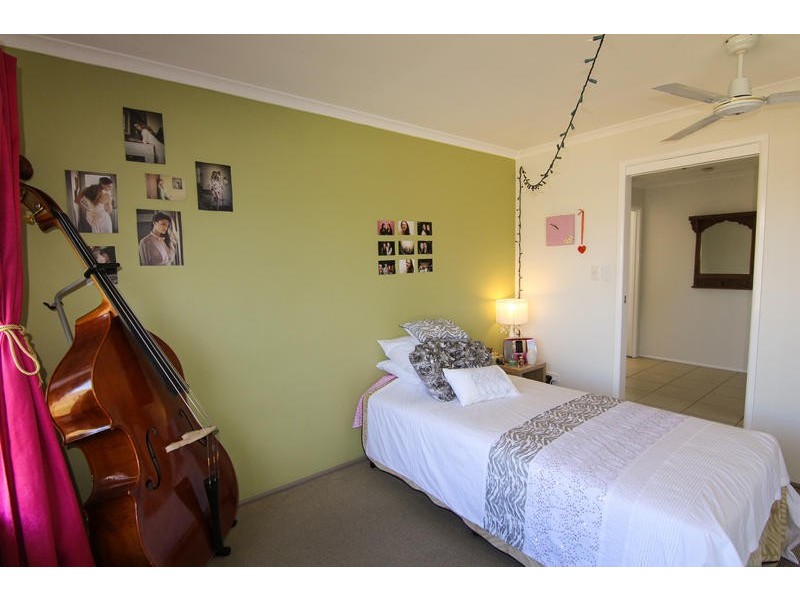 39 Wattle St, Point Vernon QLD 4655