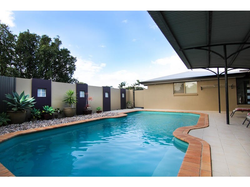 39 Wattle St, Point Vernon QLD 4655