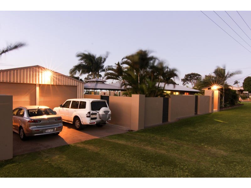 39 Wattle St, Point Vernon QLD 4655