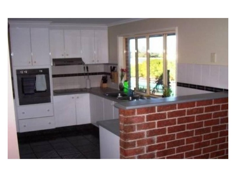 43 Royal Drive, Kawungan QLD 4655