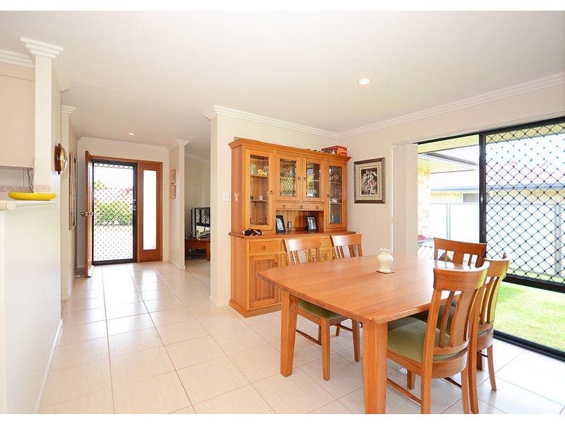 13 Harrison Cct, Urangan QLD 4655