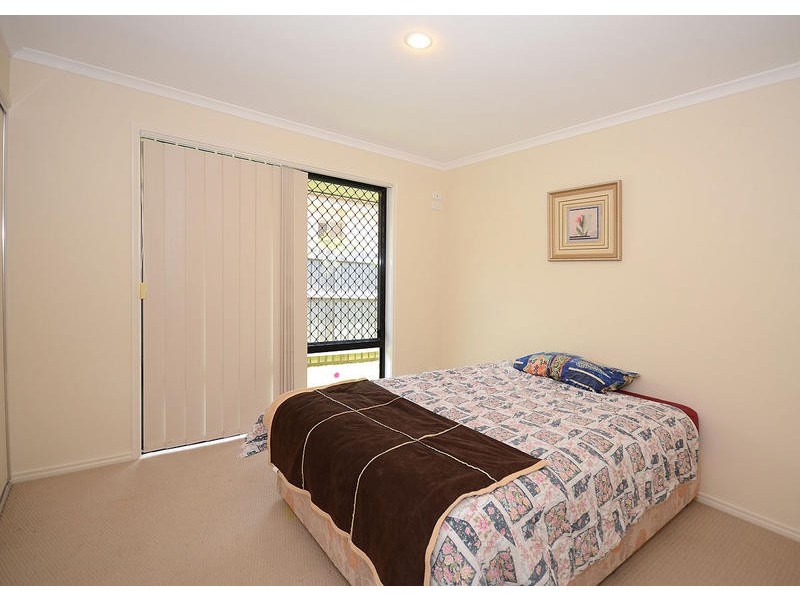 13 Harrison Cct, Urangan QLD 4655