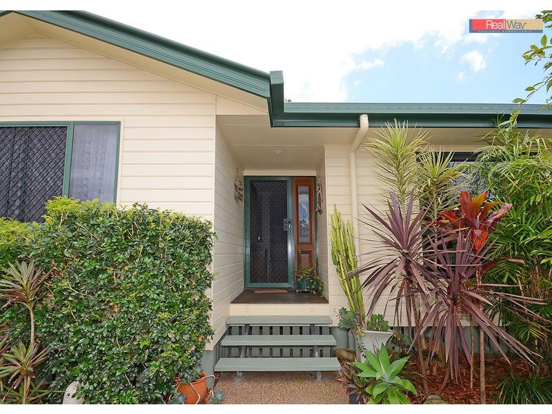 9 Whipbird Crt, Urangan QLD 4655