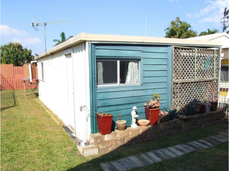 8 Dougan St, Point Vernon QLD 4655