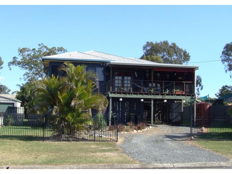 141 Pulgul St, Urangan QLD 4655