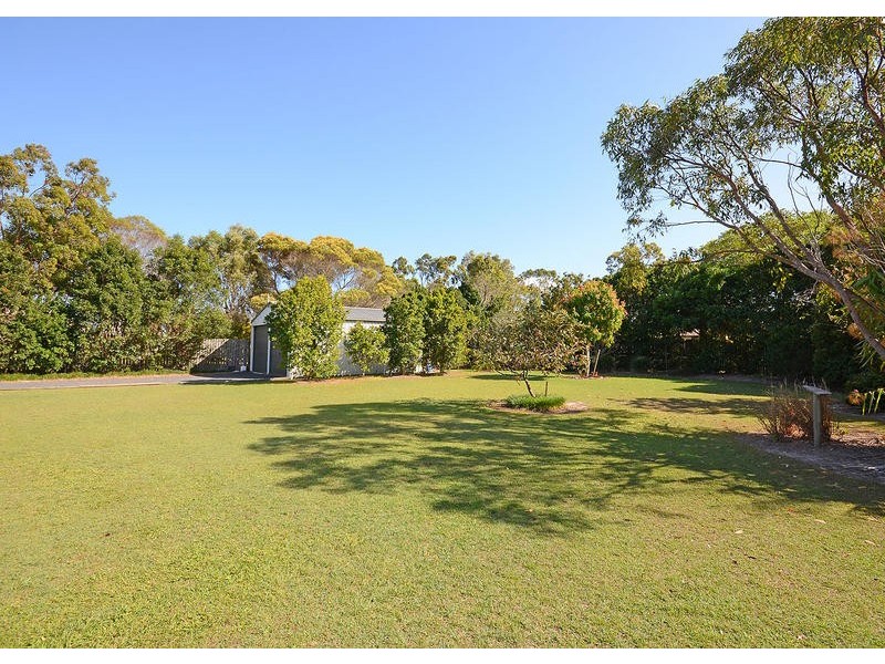 23 Sandalwood Drive, Wondunna QLD 4655
