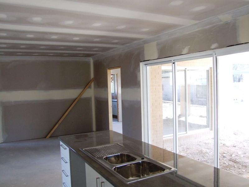 4 Chani Close, Urangan QLD 4655