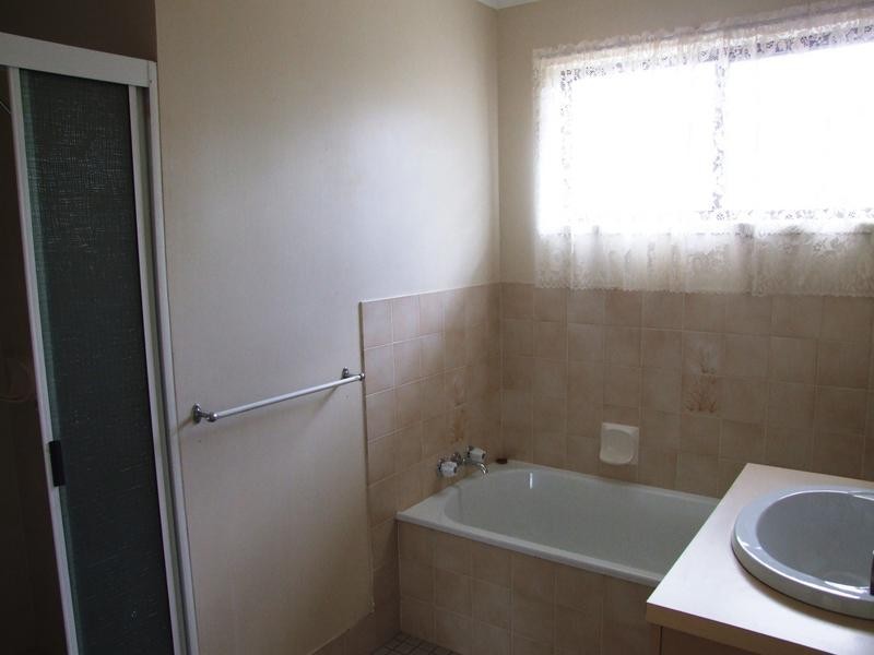 26 Beacon Rd, Booral QLD 4655