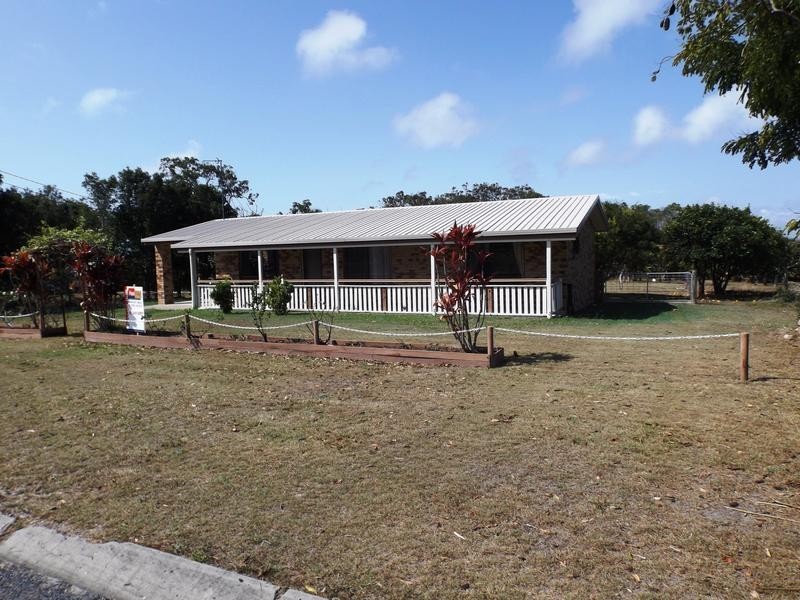 26 Beacon Rd, Booral QLD 4655