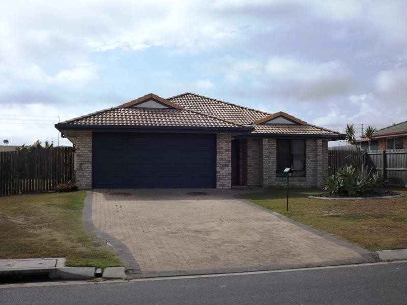 43 St Josephs Dr, Urraween QLD 4655