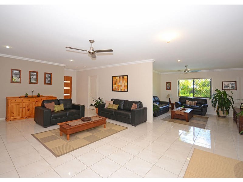 35 Rosedale Drive, Wondunna QLD 4655