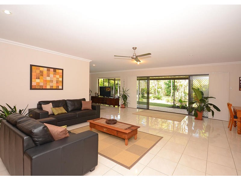 35 Rosedale Drive, Wondunna QLD 4655