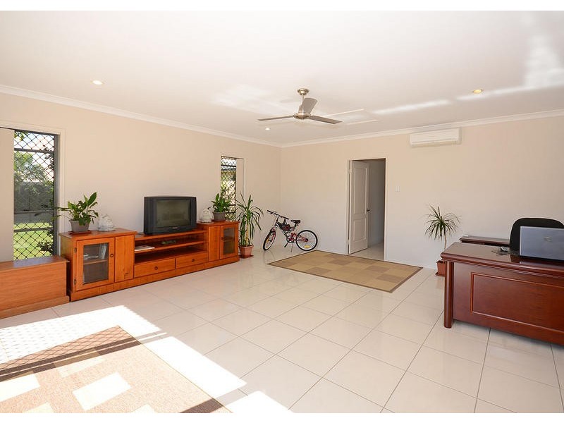 35 Rosedale Drive, Wondunna QLD 4655
