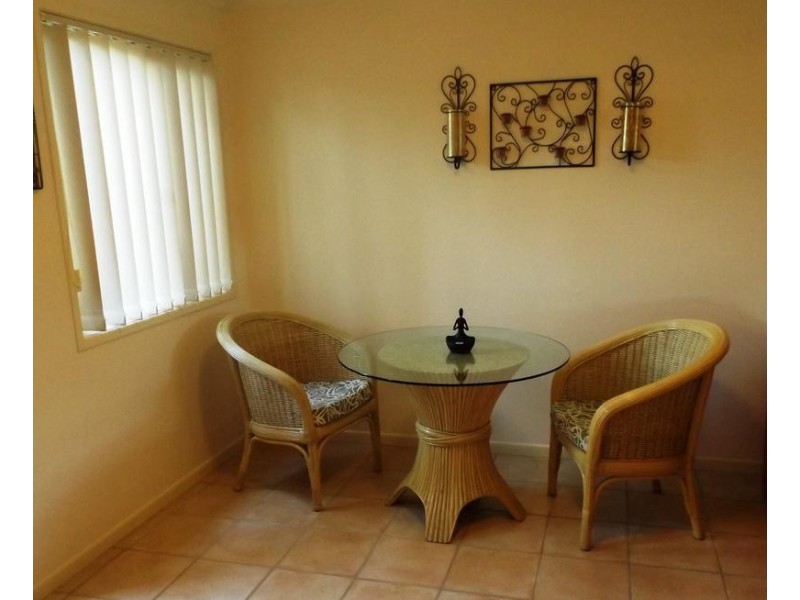 5/ 24 Zephyr St, Scarness QLD 4655