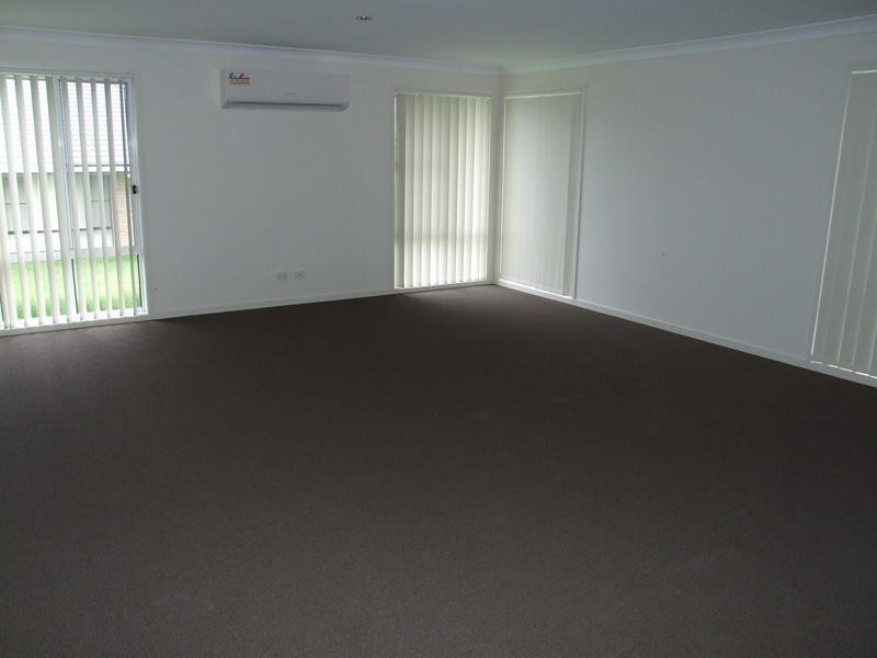 8 Mandi Court, Urraween QLD 4655
