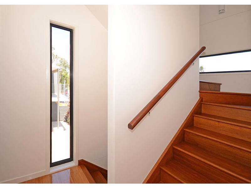 4/ 19 King St, Urangan QLD 4655