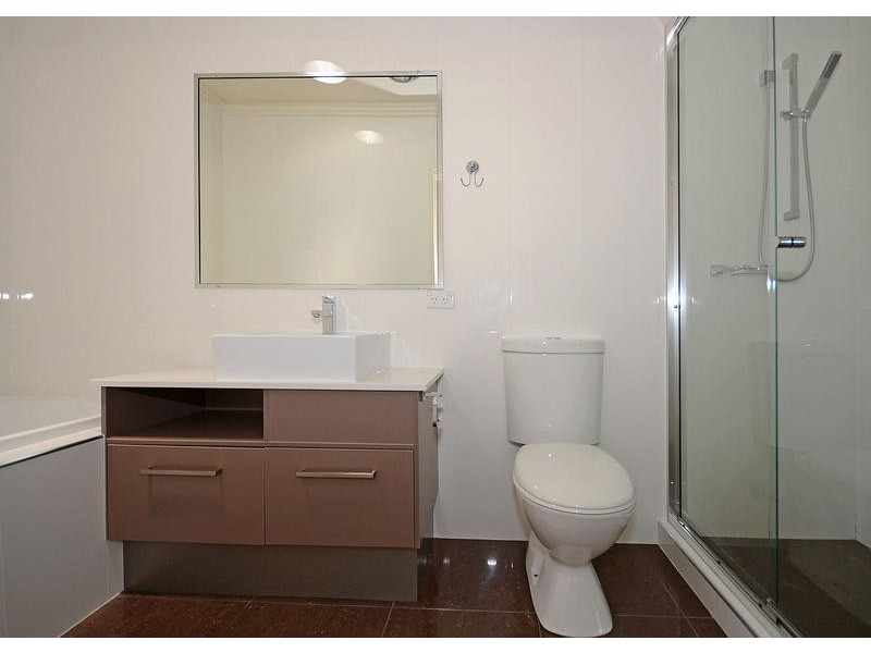 4/ 19 King St, Urangan QLD 4655