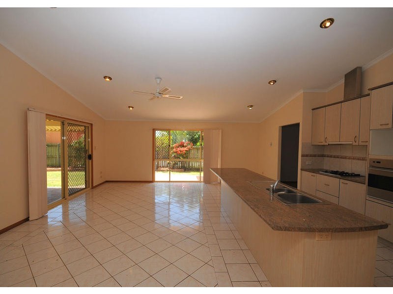 12 Boleyn Place, Torquay QLD 4655
